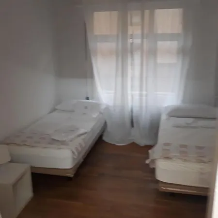 Apartamento Turistico Zona Plaza San Francisco